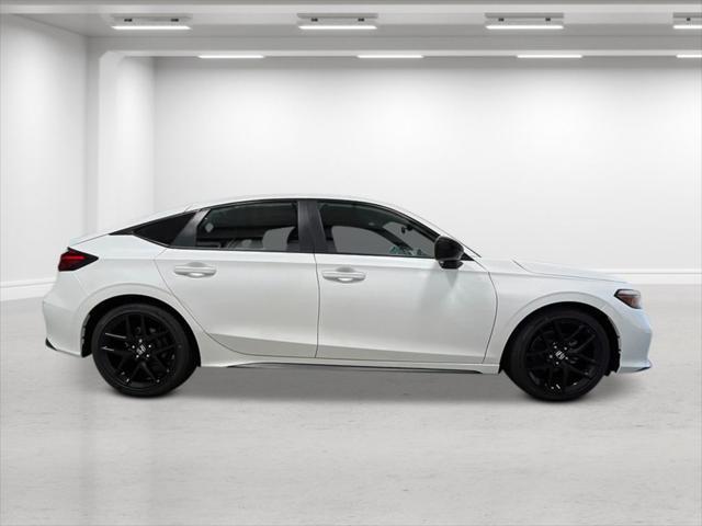Photo of 2025 Platinum White Pearl Honda Civic