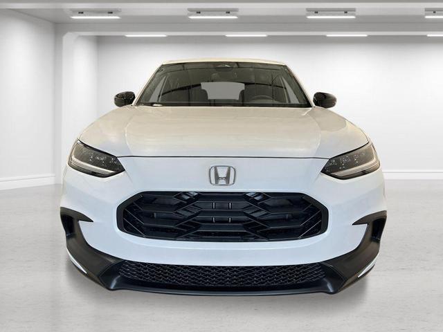 Photo of 2026 Platinum White Pearl Honda HR-V