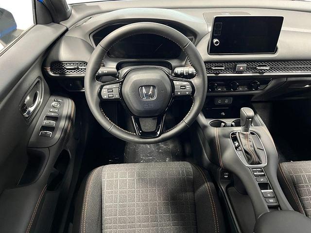 Photo of 2026 Platinum White Pearl Honda HR-V