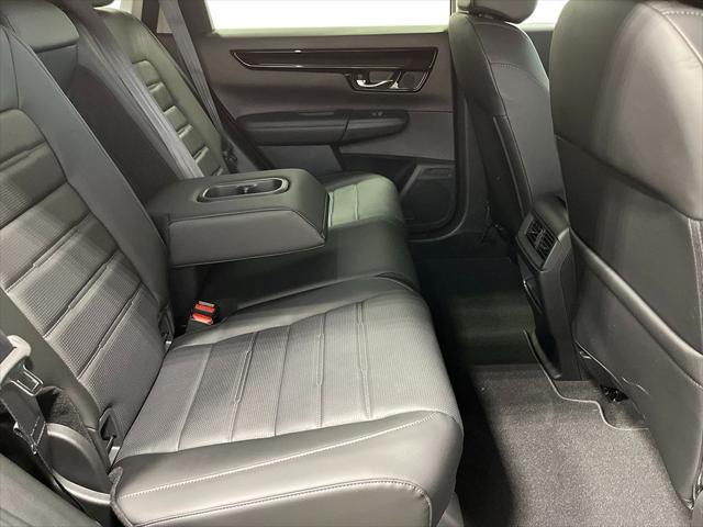Photo of 2026 Solar Silver Metallic Honda CR-V