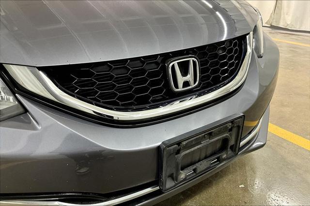 Photo of 2014 Gray Honda Civic