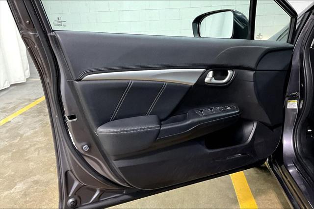 Photo of 2014 Gray Honda Civic