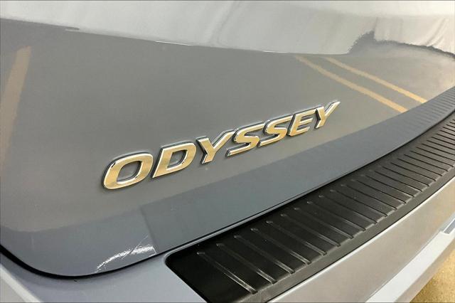 Photo of 2025 Sonic Gray Pearl Honda Odyssey