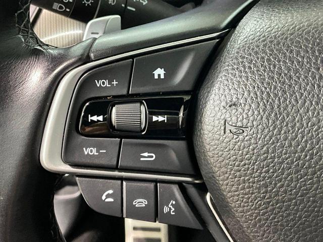 Photo of 2018 Platinum White Pearl Honda Accord
