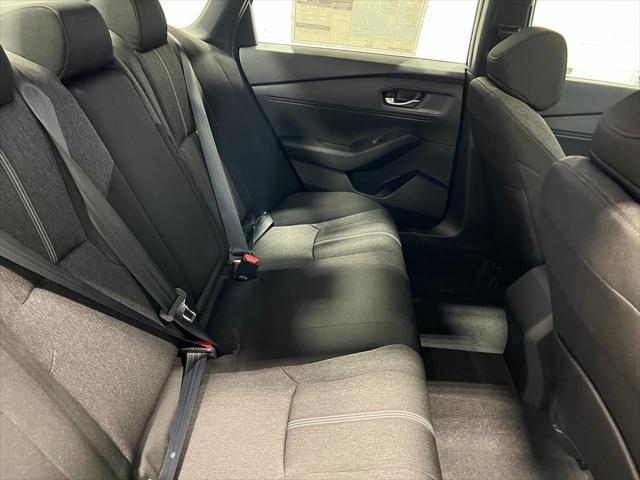 Photo of 2025 Platinum White Pearl Honda Accord Hybrid