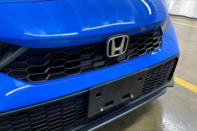 Photo of 2025 Blue Lagoon Pearl Honda Civic