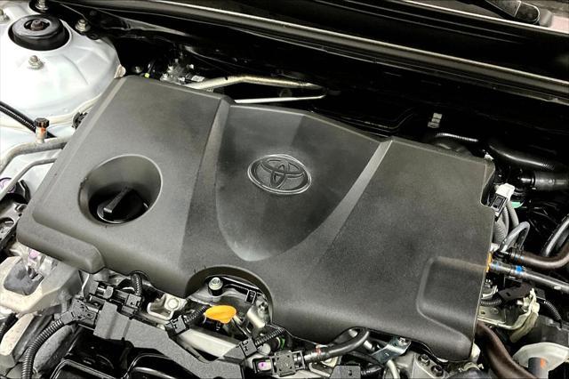 Photo of 2024 Ice Cap Toyota Camry