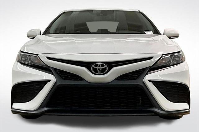 Photo of 2024 Ice Cap Toyota Camry