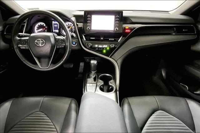 Photo of 2024 Ice Cap Toyota Camry