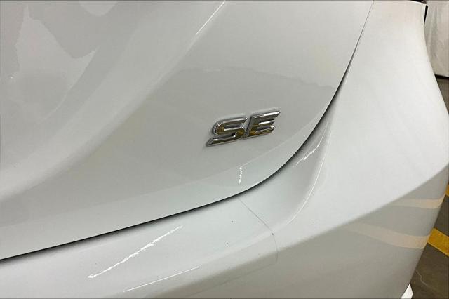 Photo of 2024 Ice Cap Toyota Camry