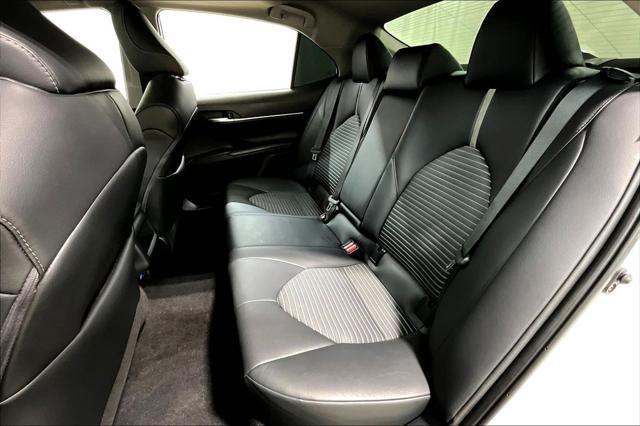 Photo of 2024 Ice Cap Toyota Camry