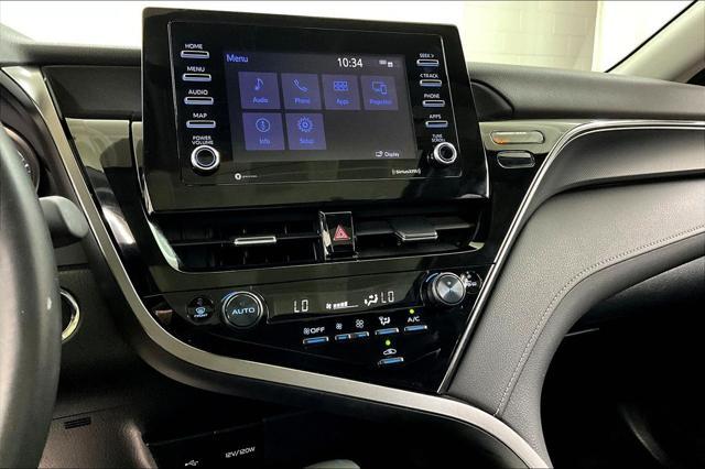 Photo of 2024 Ice Cap Toyota Camry