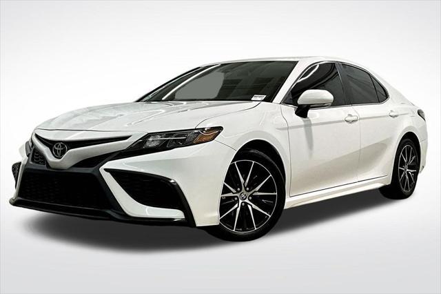 Photo of 2024 Ice Cap Toyota Camry