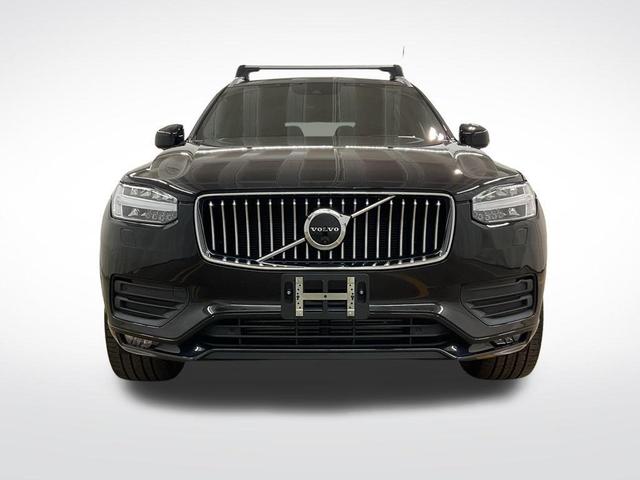Photo of 2021 Onyx Black Metallic Volvo XC90