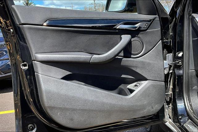 Photo of 2018 Jet Black BMW X1