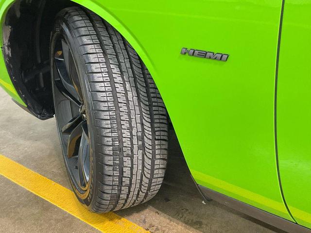 Photo of 2017 Green Go Clearcoat Dodge Challenger