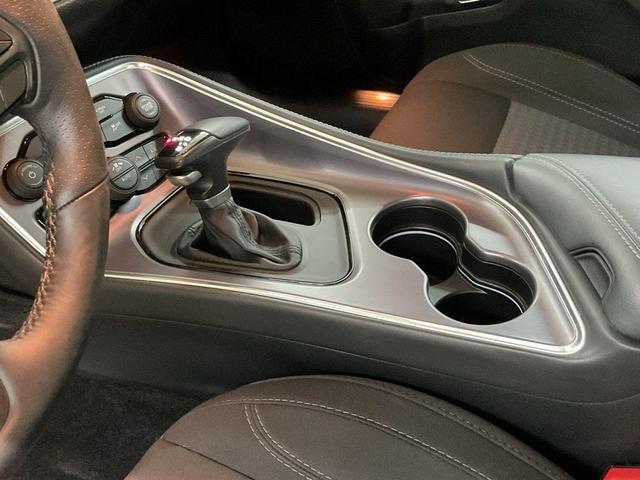 Photo of 2017 Green Go Clearcoat Dodge Challenger