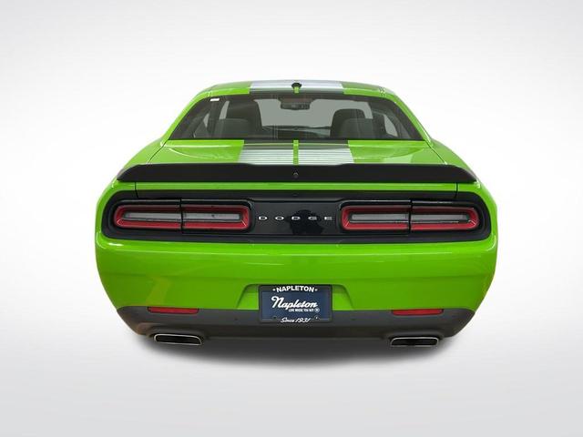 Photo of 2017 Green Go Clearcoat Dodge Challenger