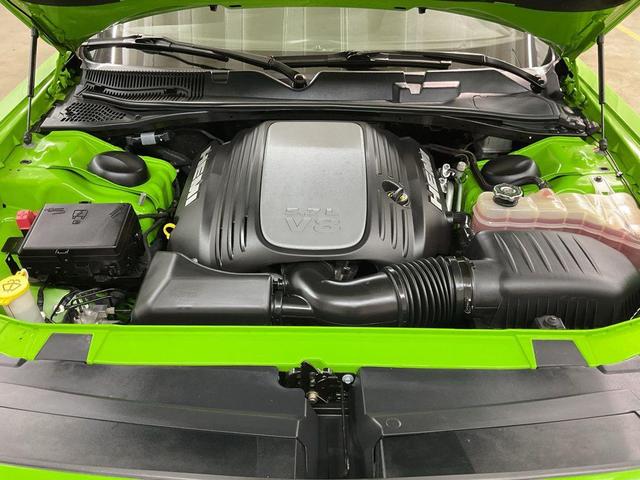 Photo of 2017 Green Go Clearcoat Dodge Challenger