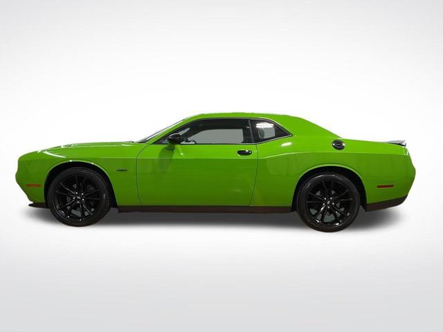 Photo of 2017 Green Go Clearcoat Dodge Challenger