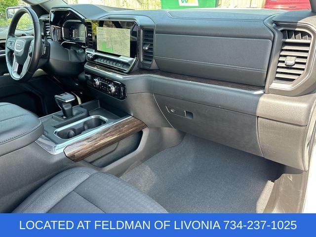Photo of 2023 Summit White GMC Sierra 1500