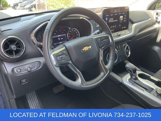 Photo of 2023 Blue Glow Metallic Chevrolet Blazer