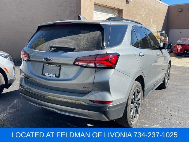 Photo of 2023 Sterling Gray Metallic Chevrolet Equinox
