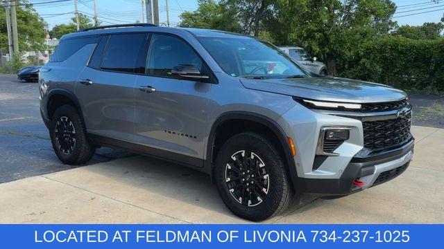 Photo of 2024 Sterling Gray Metallic Chevrolet Traverse