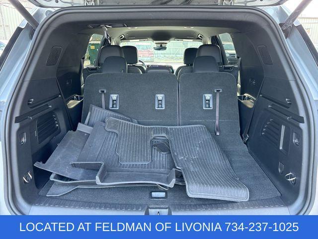 Photo of 2024 Sterling Gray Metallic Chevrolet Traverse