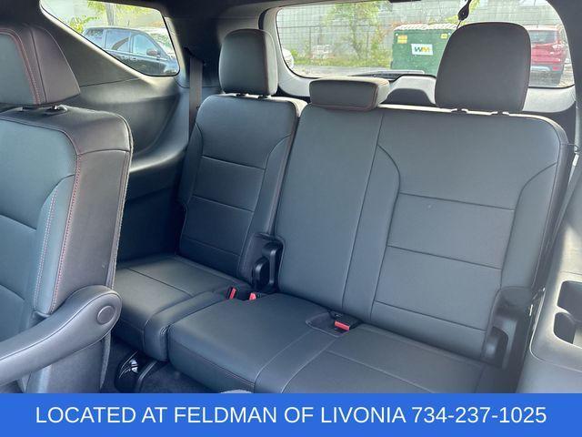 Photo of 2024 Sterling Gray Metallic Chevrolet Traverse