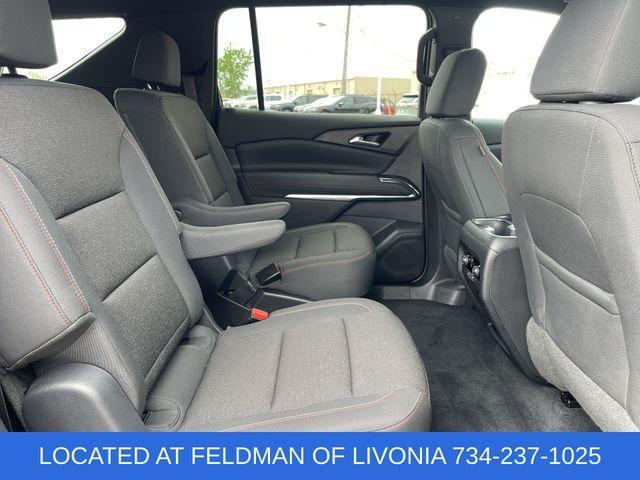 Photo of 2024 Mosaic Black Metallic Chevrolet Traverse