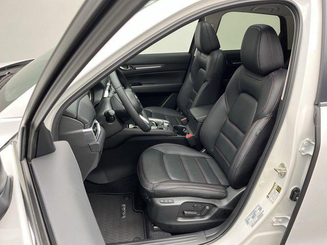 Photo of 2025 Rhodium White Metallic Mazda CX-5