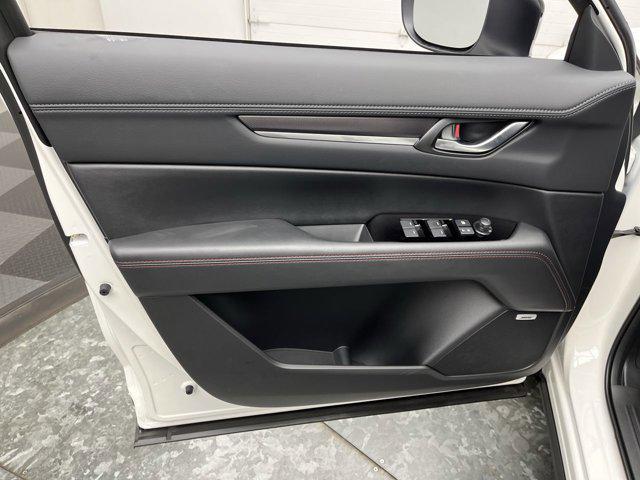 Photo of 2025 Rhodium White Metallic Mazda CX-5
