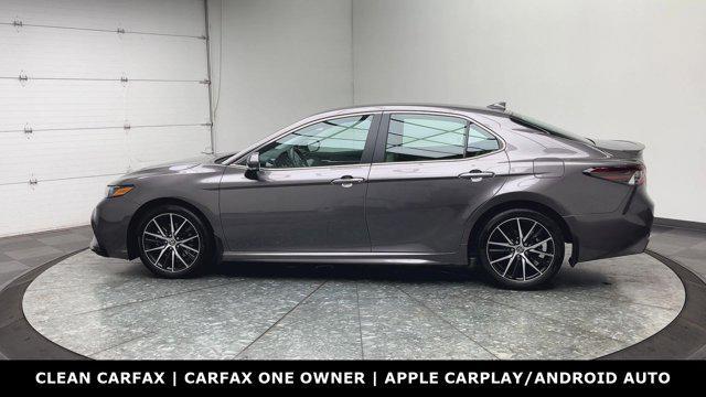 Photo of 2023 Predawn Gray Mica Toyota Camry