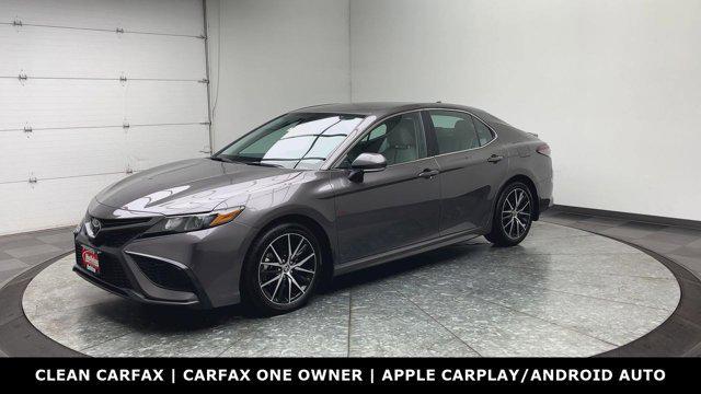 Photo of 2023 Predawn Gray Mica Toyota Camry