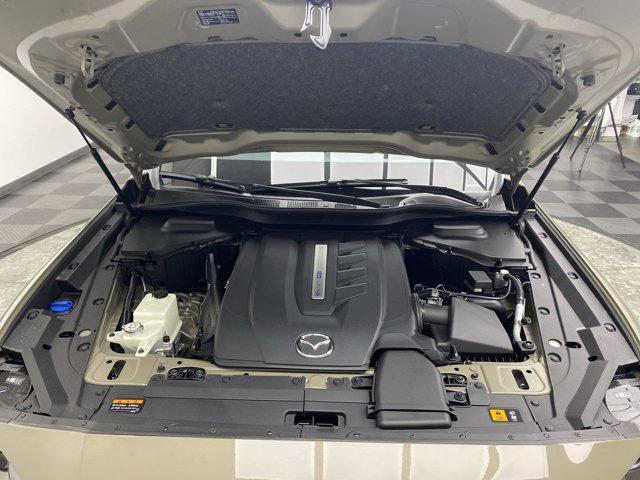 Photo of 2025 Zircon Sand Metallic Mazda CX-70 PHEV