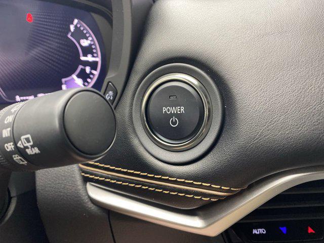 Photo of 2025 Zircon Sand Metallic Mazda CX-70 PHEV
