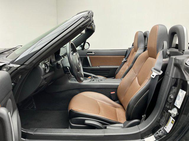 Photo of 2015 Jet Black Mazda MX-5 Miata