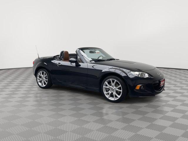 Photo of 2015 Jet Black Mazda MX-5 Miata
