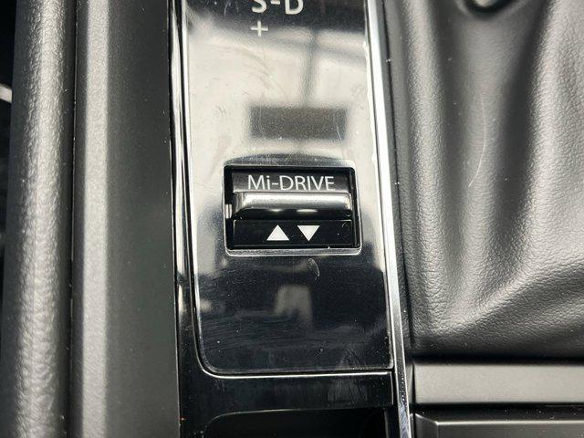 Photo of 2025 Wind Chill Pearl Mazda CX-50 Hybrid
