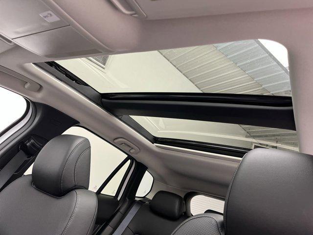 Photo of 2025 White Mazda CX-50