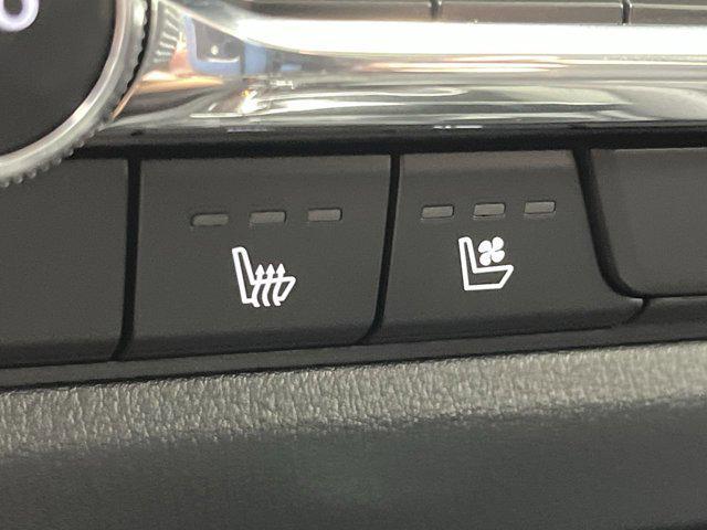 Photo of 2025 White Mazda CX-50