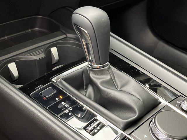 Photo of 2025 White Mazda CX-50