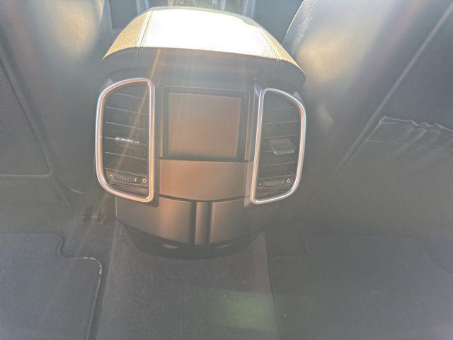 Photo of 2017 Black Porsche Cayenne