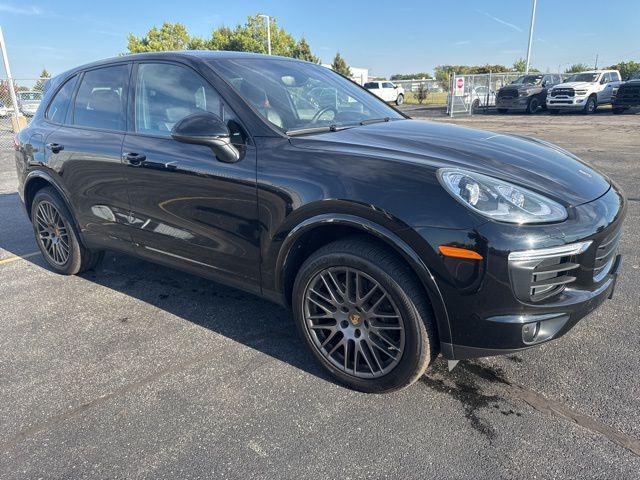 Photo of 2017 Black Porsche Cayenne