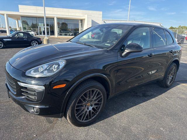 Photo of 2017 Black Porsche Cayenne
