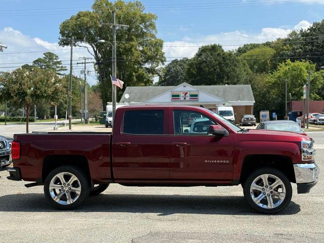 Photo of 2016 Red Chevrolet Silverado 1500