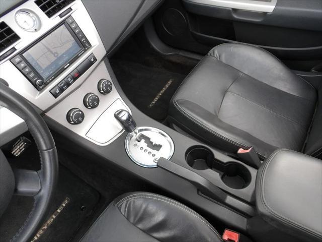 Photo of 2010 Bright Silver Metallic Chrysler Sebring