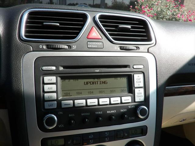 Photo of 2009 Black Uni Volkswagen Eos