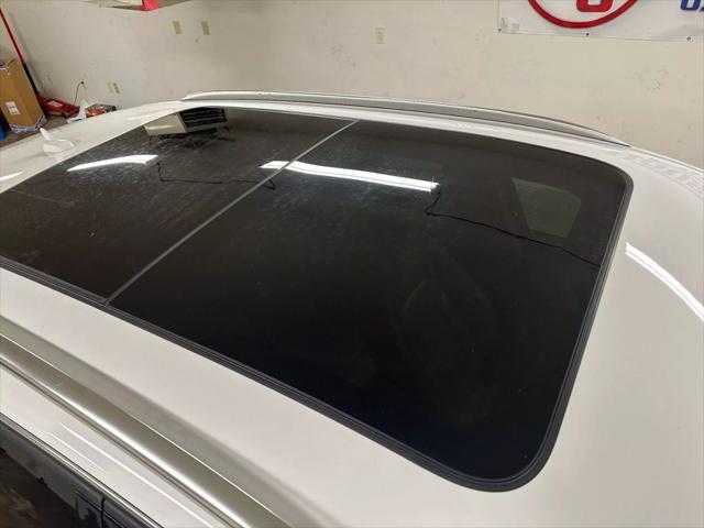 Photo of 2010 Ibis White Audi Q5